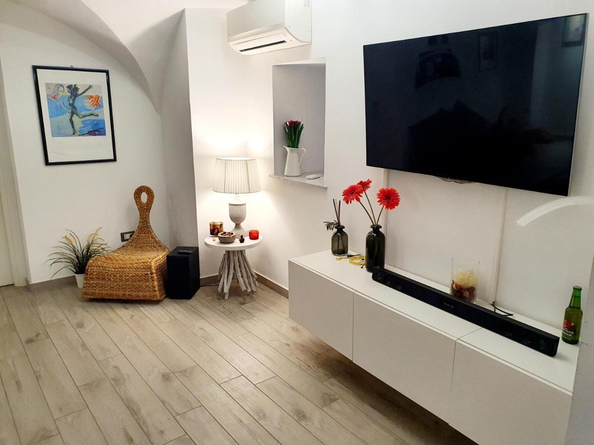 Vhome Exclusive Living Room Катанія Екстер'єр фото